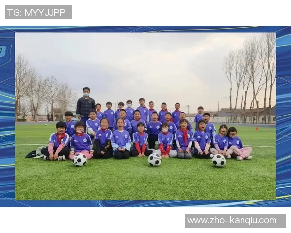 青少年足球培训机构助力孩子成长与梦想实现的全新路径探索 青少年足球培训机构助力孩子成长与梦想实现的全新路径探索